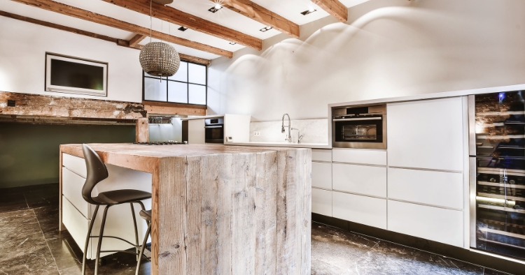 Küchenplanung und perfektes Beleuchtungskonzept bringt kulinarischen Hochgenuss