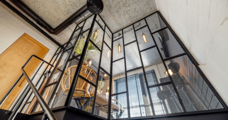 Glas als wichtiger Trend in moderner Gastronomieeinrichtung